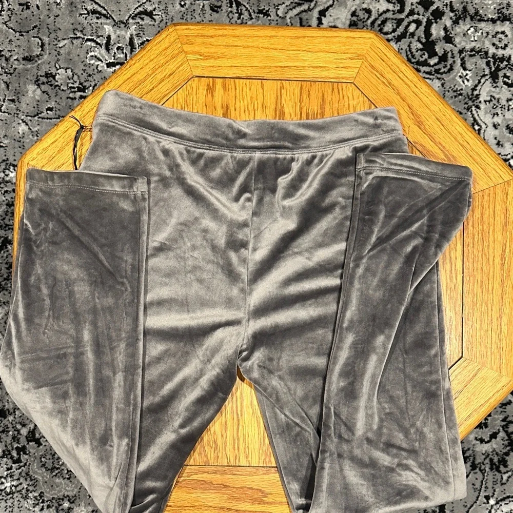 *HOUSE OF HARLOW 1960* Plush Velour Pants NWT Size Medium
